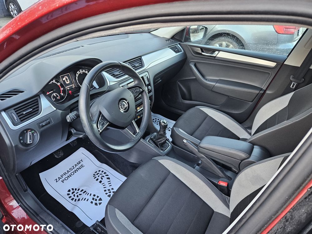 Skoda RAPID 1.0 TSI Cool Edition R&G - 29