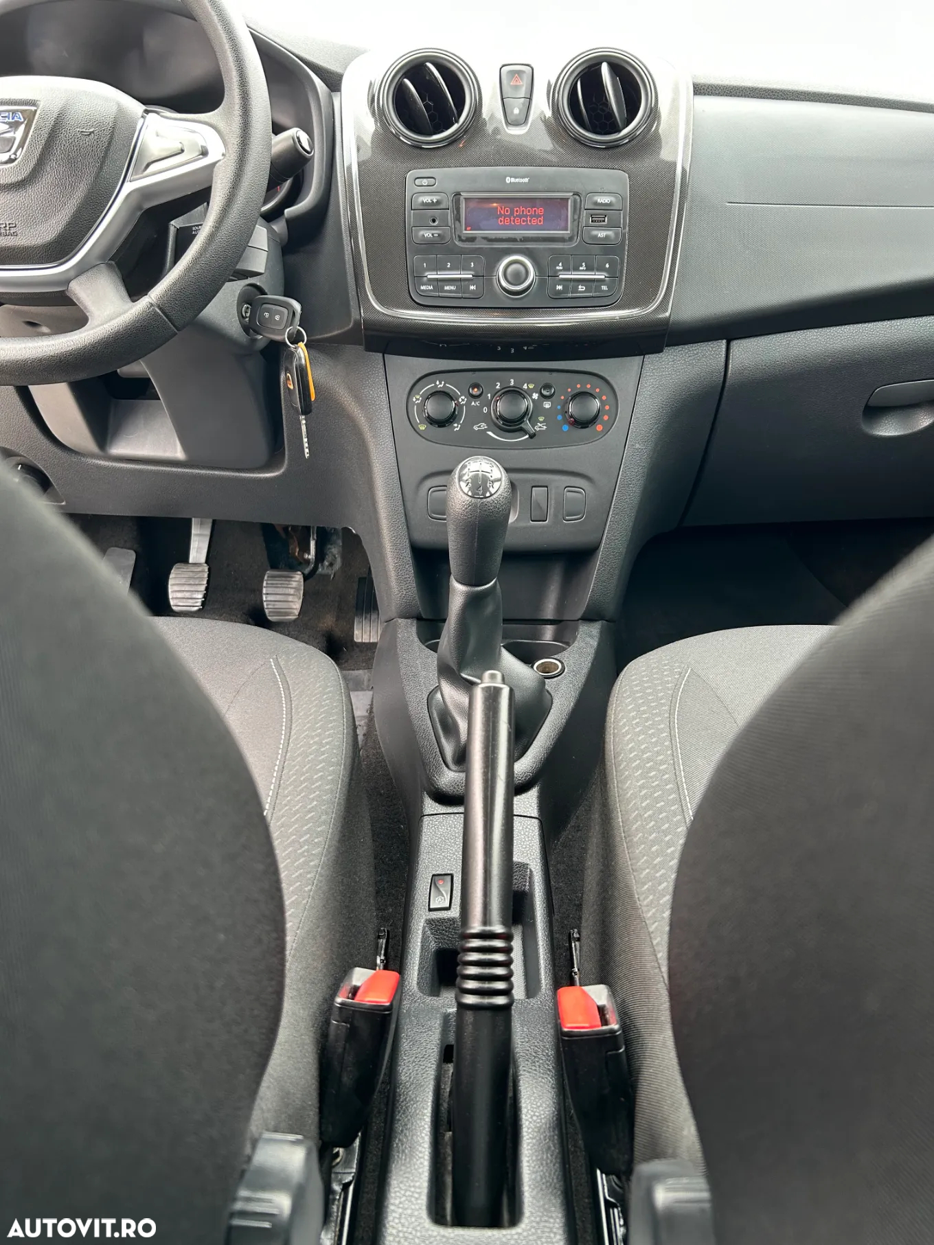 Dacia Logan 1.0 SCe Laureate - 8