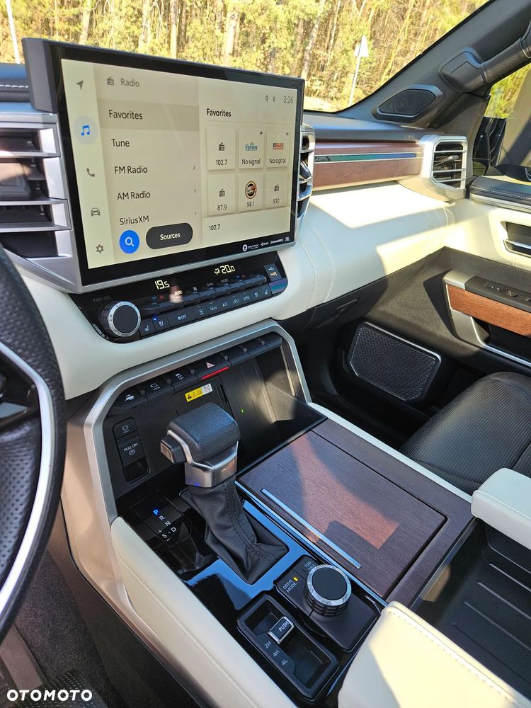 Toyota Tundra - 8