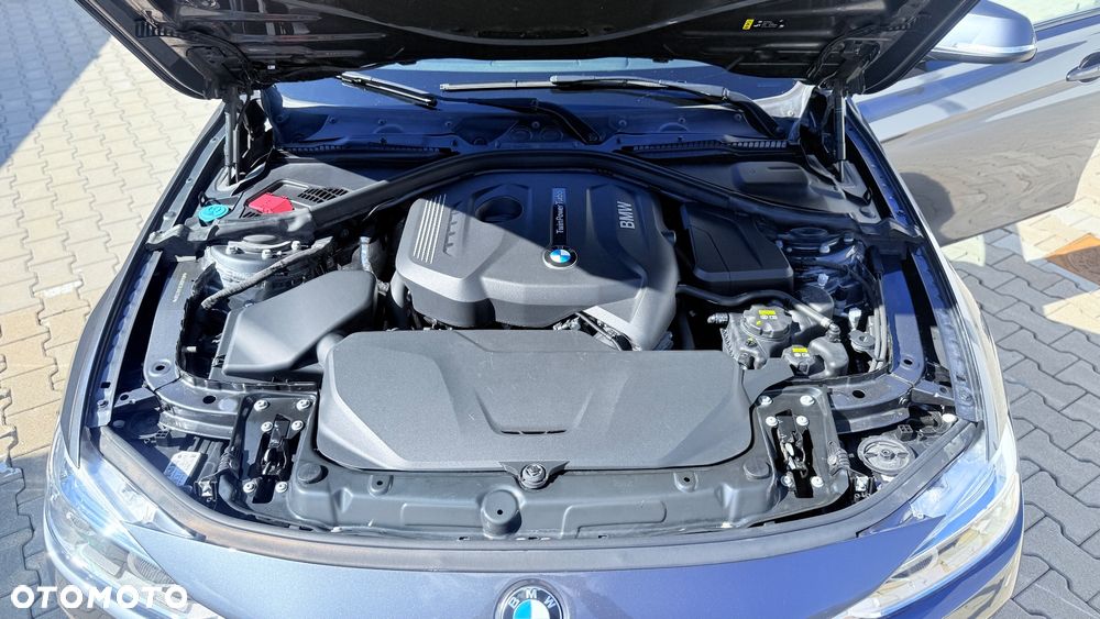 BMW Seria 3 330i xDrive Sport Line - 22