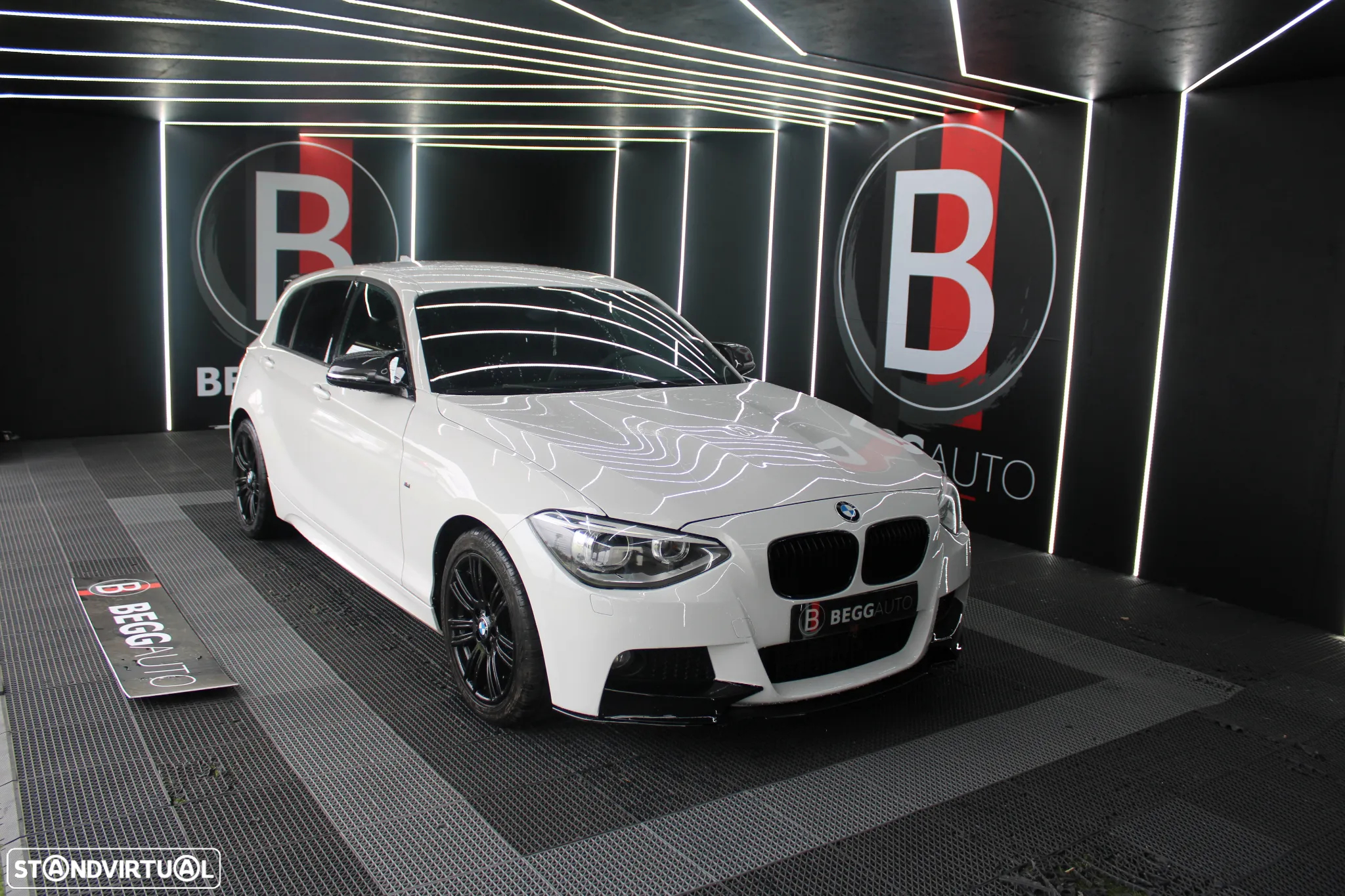 BMW 118 dA Pack M - 2