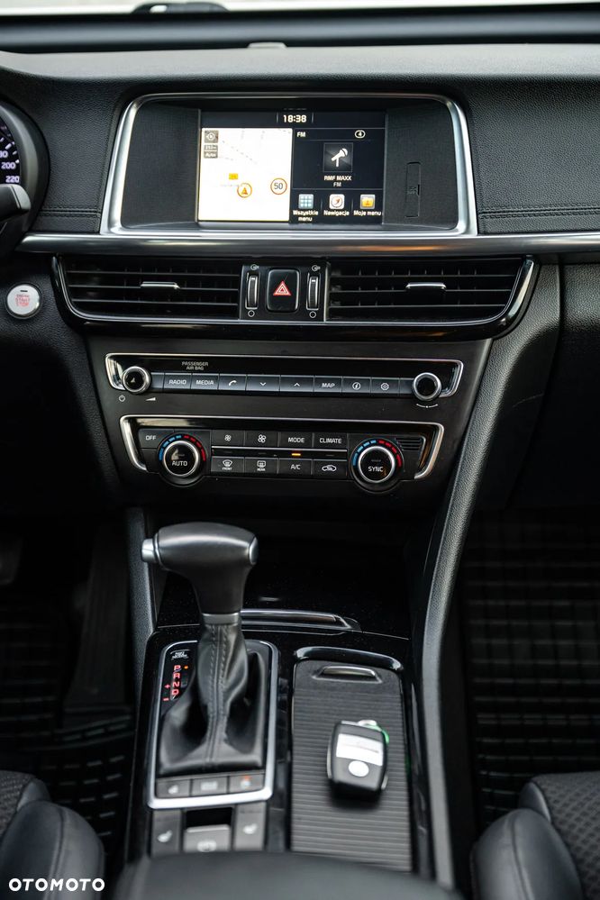 Kia Optima 1.7 CRDI L DCT - 27