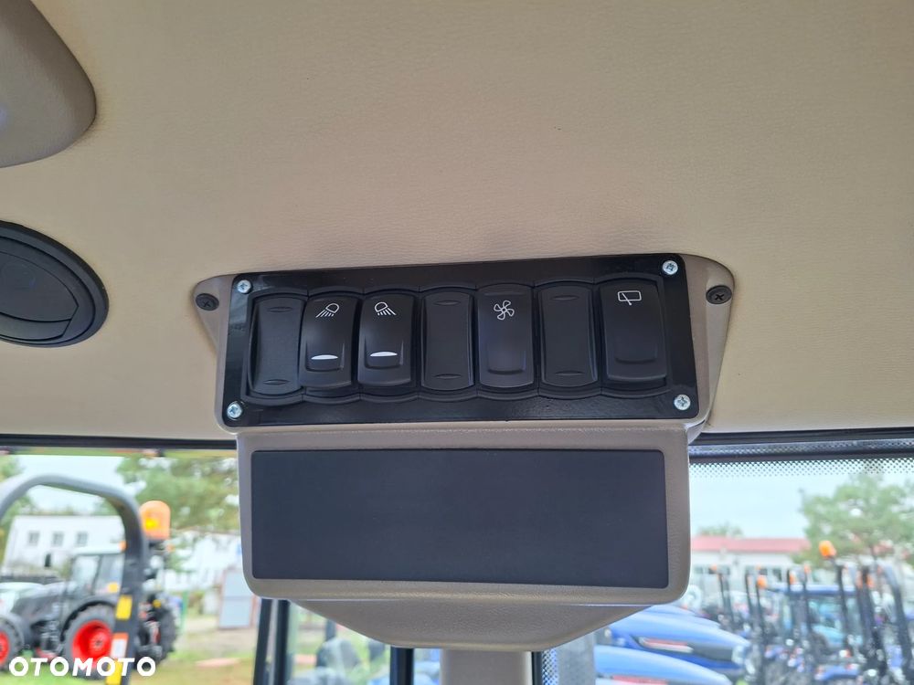 Farmtrac 555DT - 10