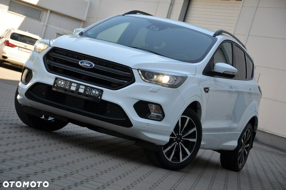 Ford Kuga - 17