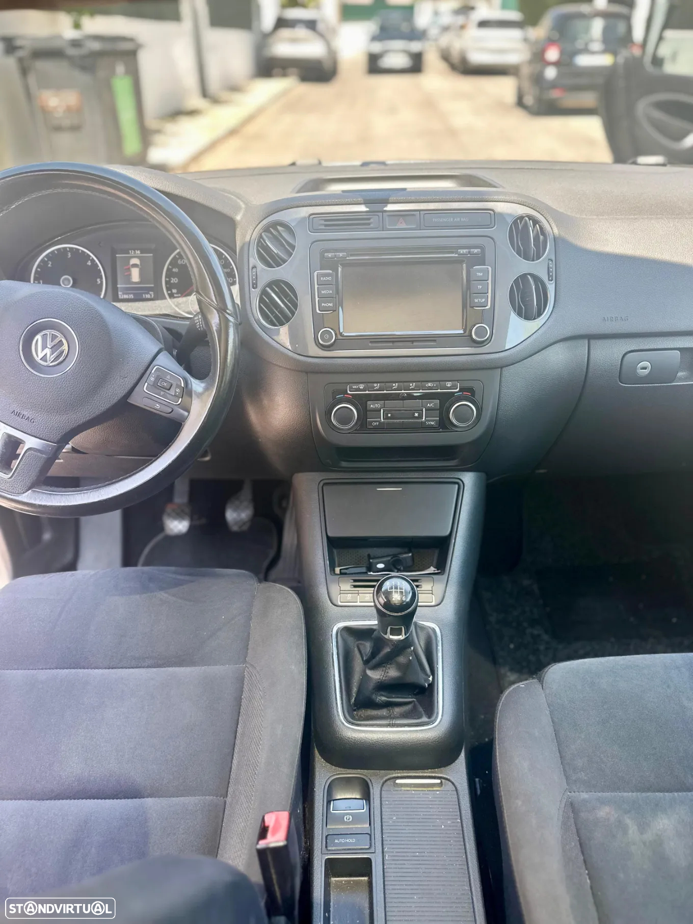 VW Tiguan 2.0 TDi Sport BlueMotion - 2