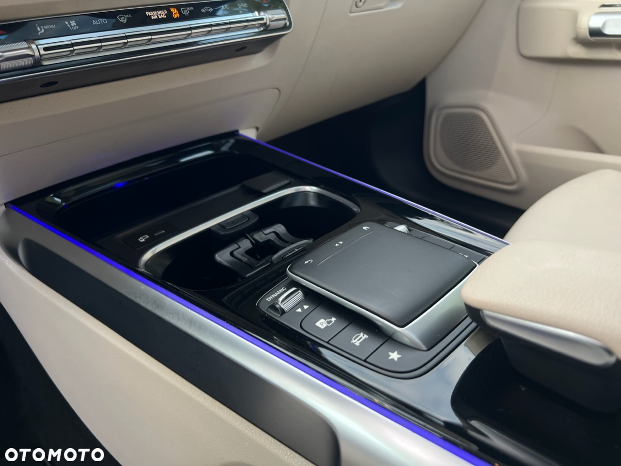 Mercedes-Benz GLB 250 4-Matic 8G-DCT - 25