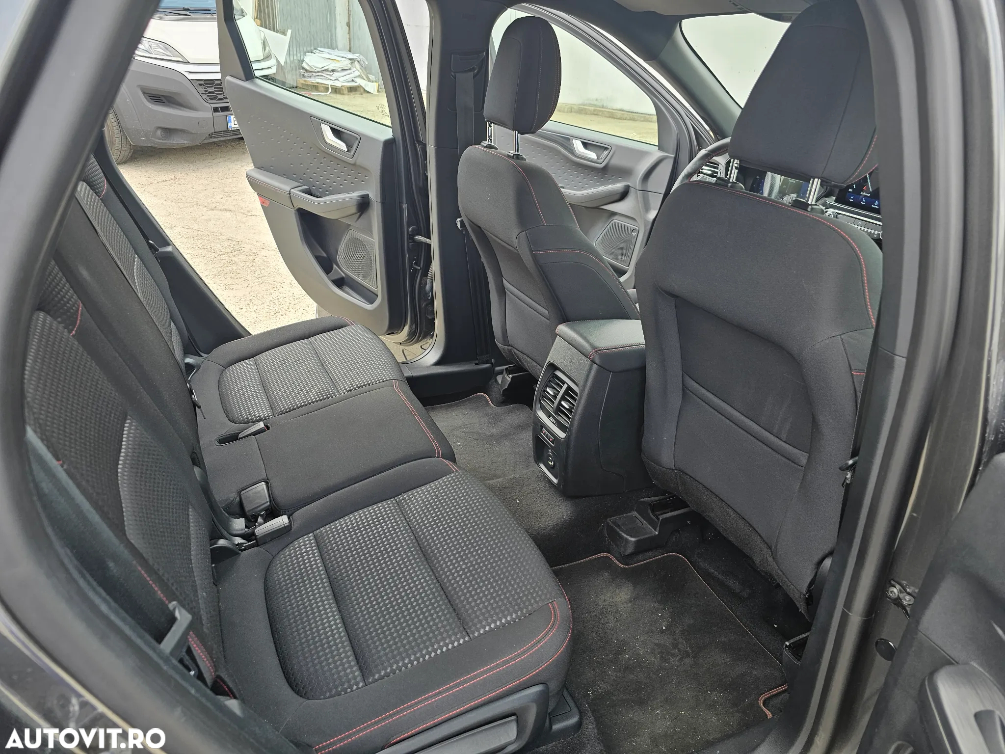 Ford Kuga 2.0 EcoBlue A8 AWD ST Line - 13