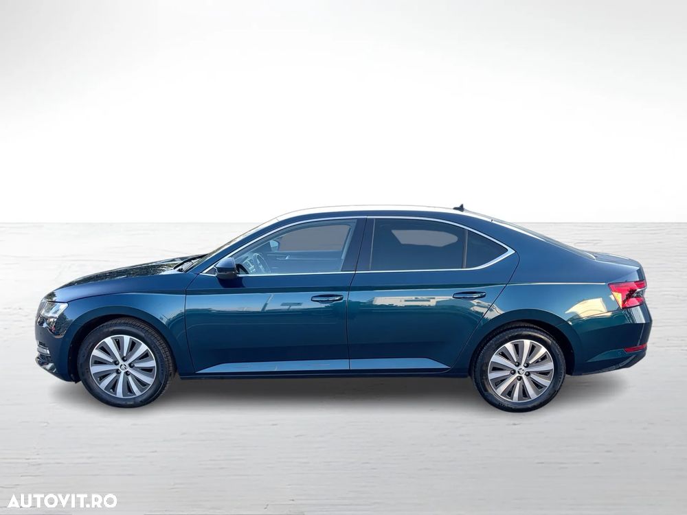 Skoda Superb 2.0 TDI DSG Style - 2