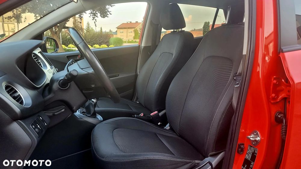 Hyundai i10 1.2 YES!+ - 15