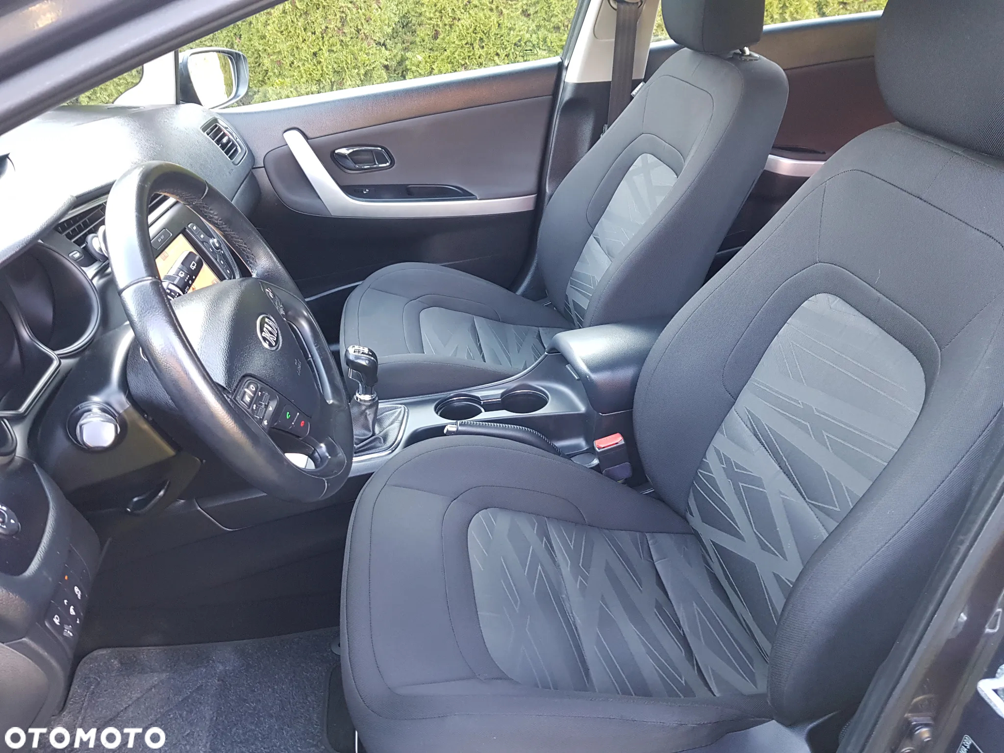 Kia Ceed 1.6 GDI Dream-Team Edition - 23
