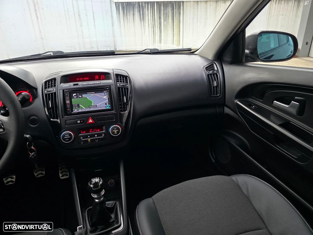 Kia Ceed SW 1.6 CRDi EX ISG - 37