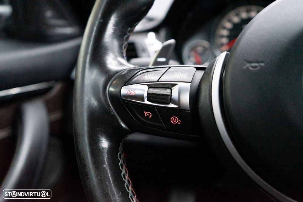 BMW M4 Auto - 46