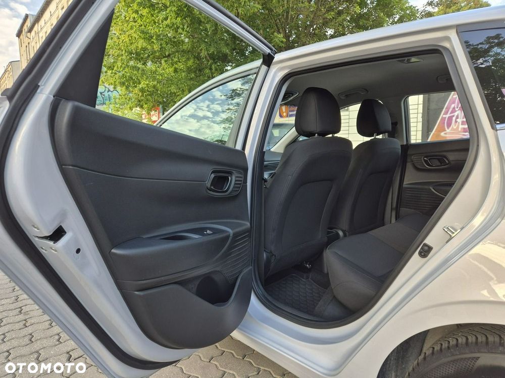 Hyundai i20 1.2 Modern - 17