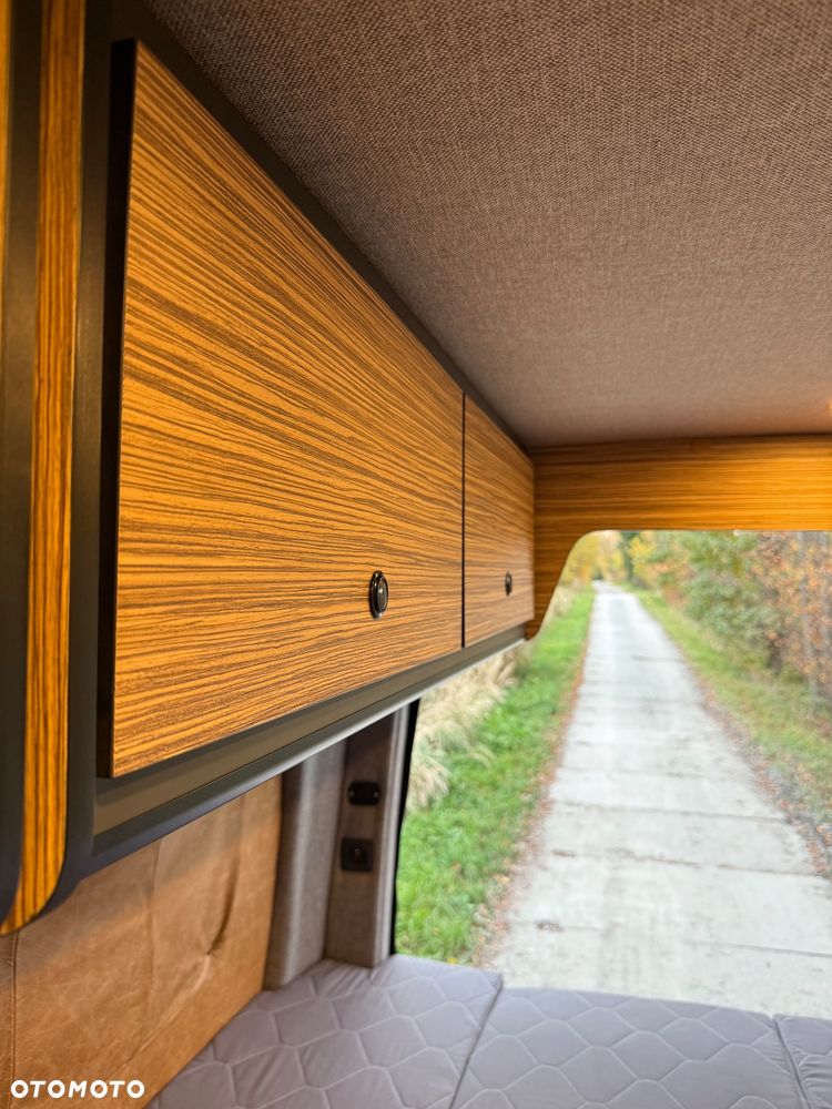 Mercedes-Benz Sprinter - 26