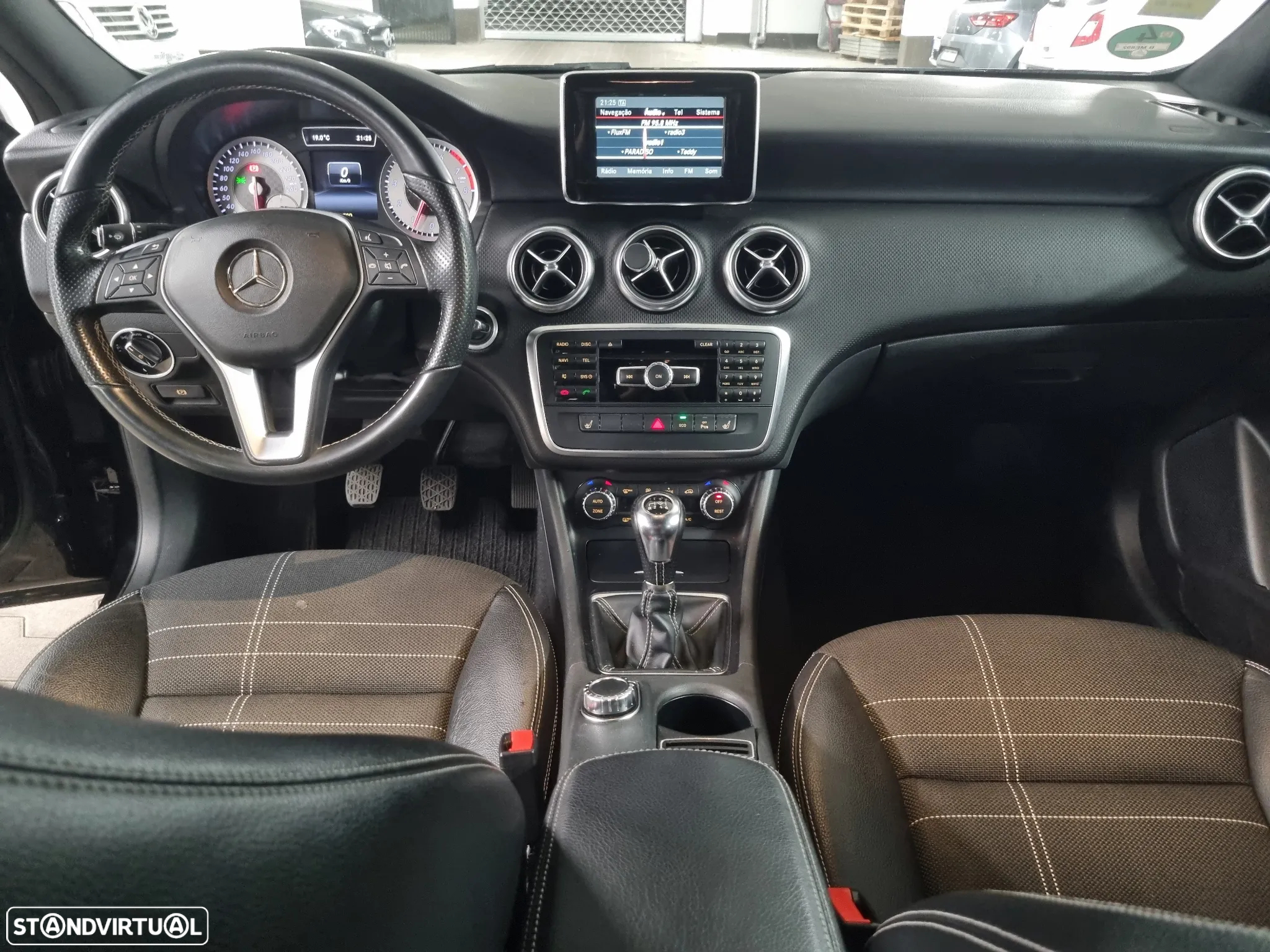 Mercedes-Benz A 180 (BlueEFFICIENCY) Urban - 8