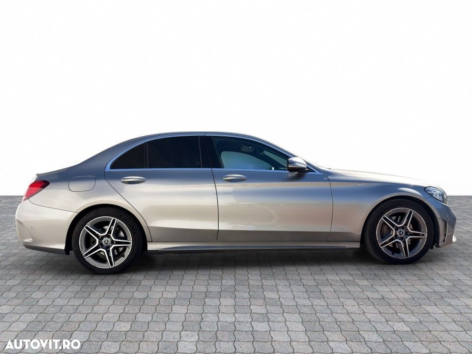 Mercedes-Benz C - 7