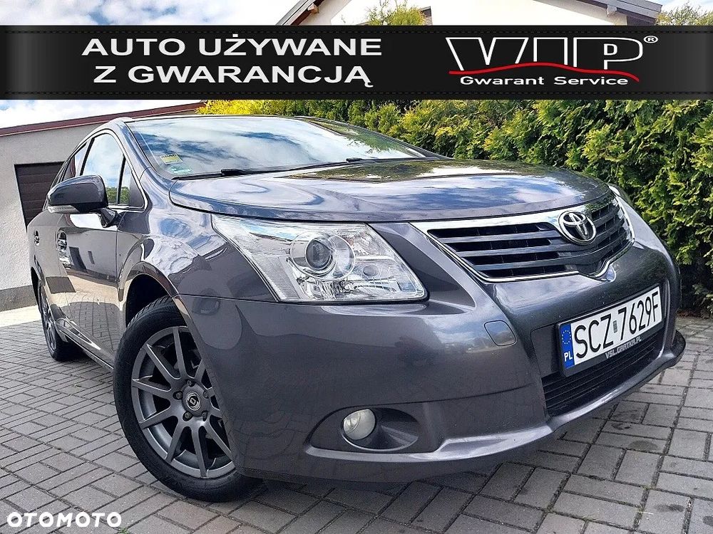 Toyota Avensis 2.0 Executive - 1
