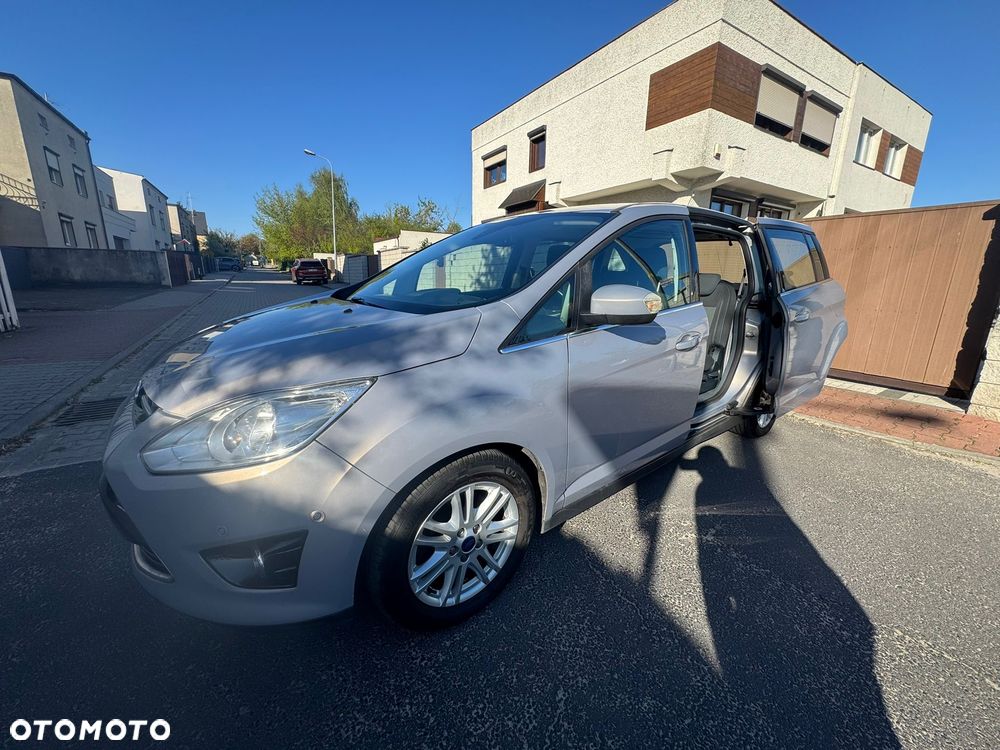 Ford Grand C-MAX - 14