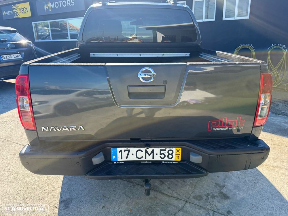 Nissan Navara 2.5 dCi CD LE Prem.+BDT AT - 42