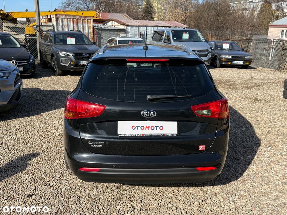 Kia Ceed 1.6 GDI DCT Vision - 11