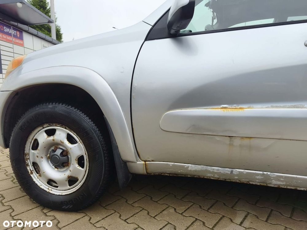 Toyota Rav4 2004 photo 4