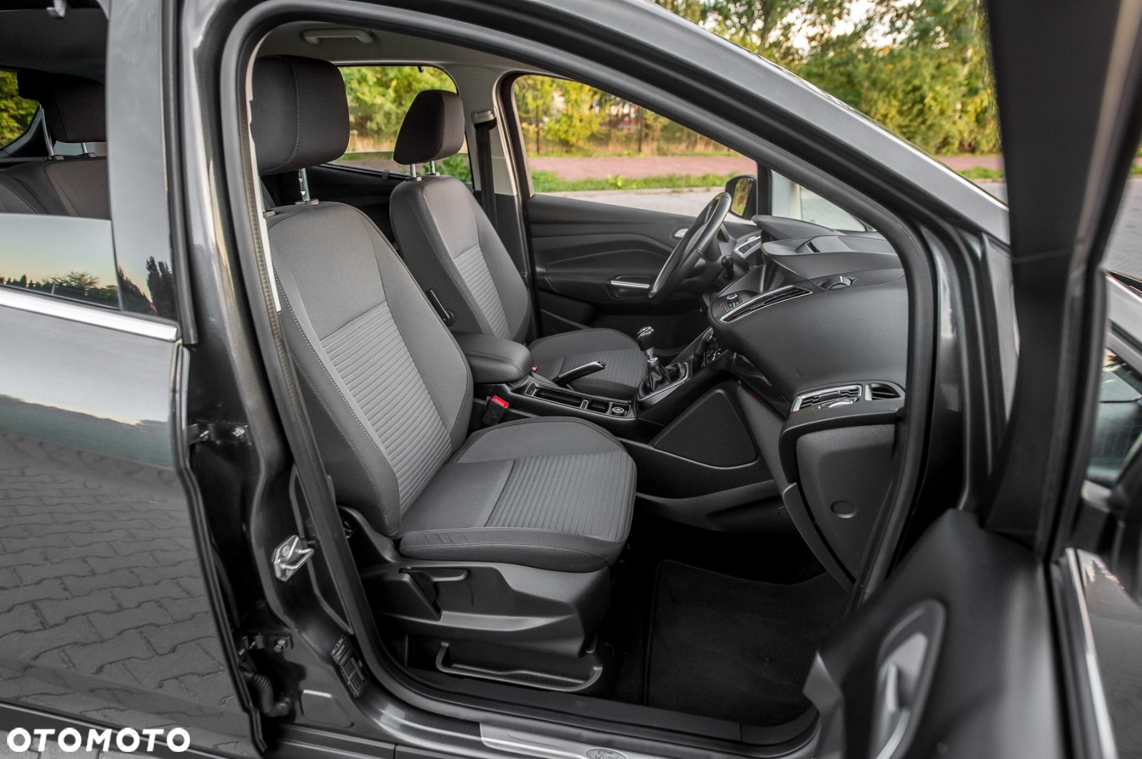 Ford C-MAX 1.5 EcoBoost Start-Stop-System Titanium - 36