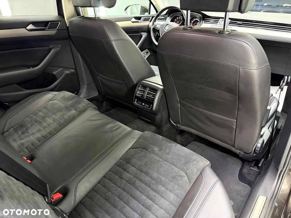 Volkswagen Passat 1.8 TSI BMT Highline DSG - 29
