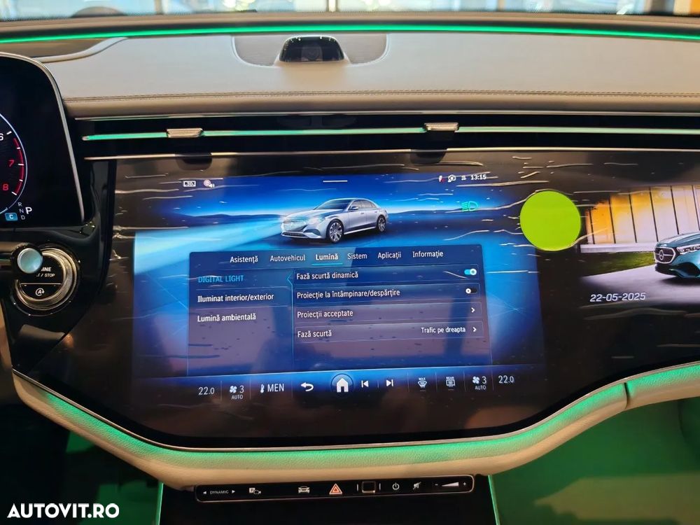 Mercedes-Benz E 200 4Matic 9G-TRONIC Exclusive - 26