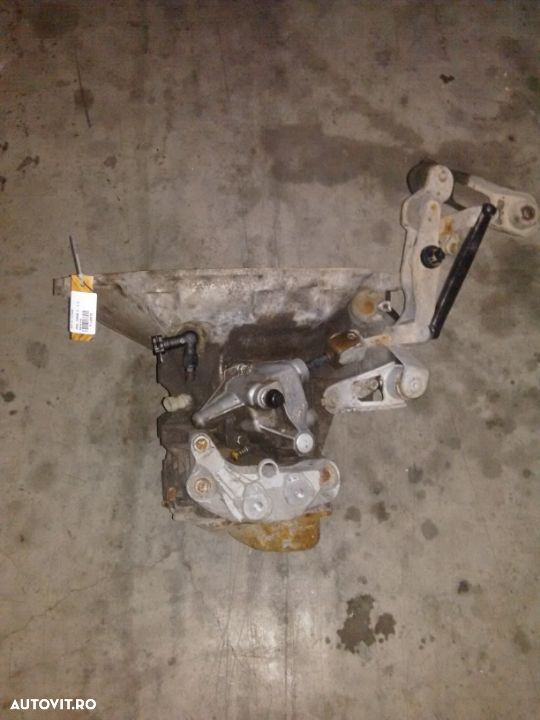 Cutie viteze Opel Corsa C,1.2 benzina - 1