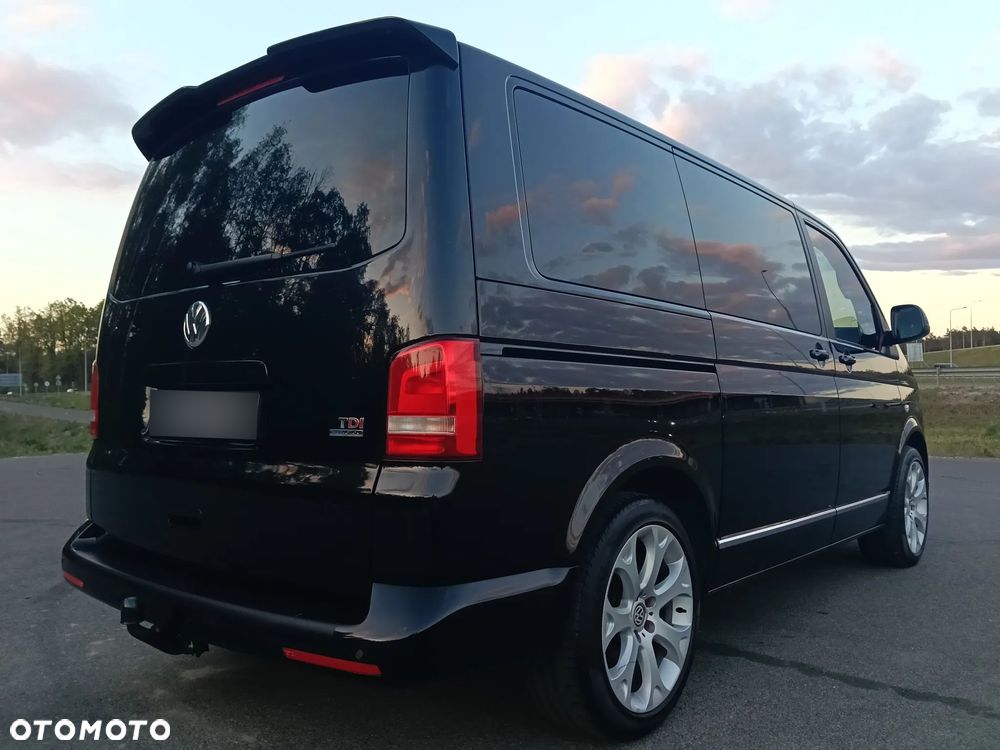 Volkswagen Multivan - 15