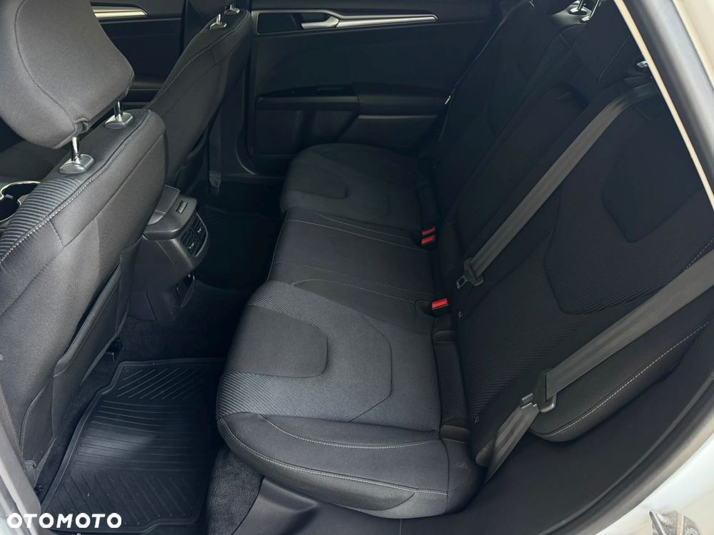 Ford Mondeo 2.0 TDCi STart-Stopp PowerShift-Aut Titanium - 32