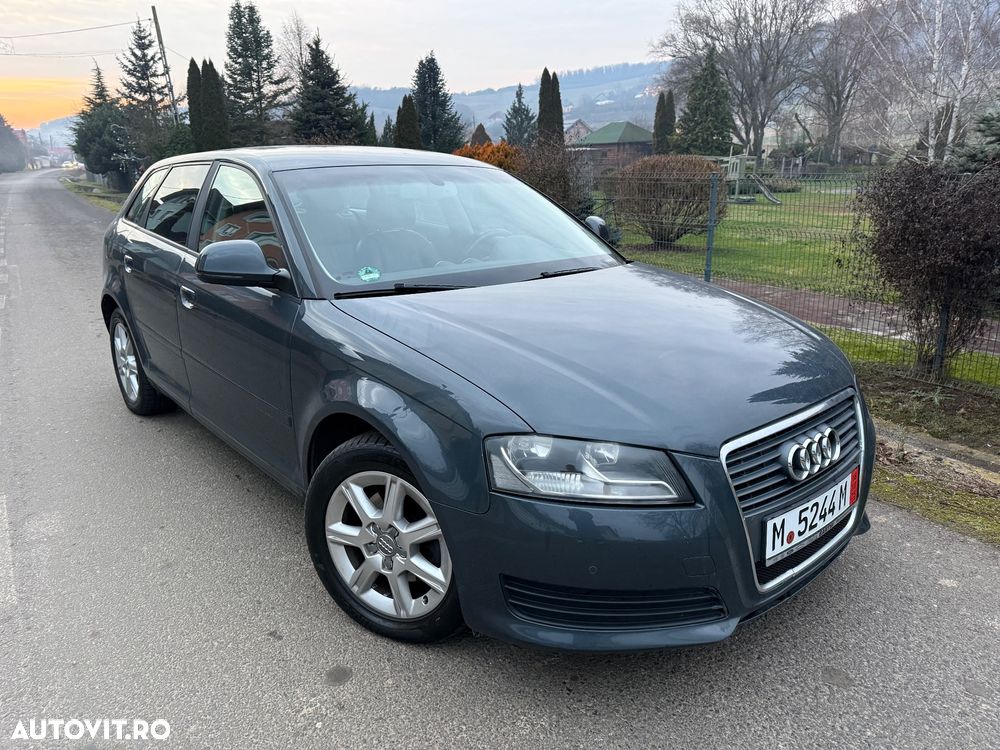 Audi A3 2.0 TDI Sportback DPF S tronic Ambiente - 4