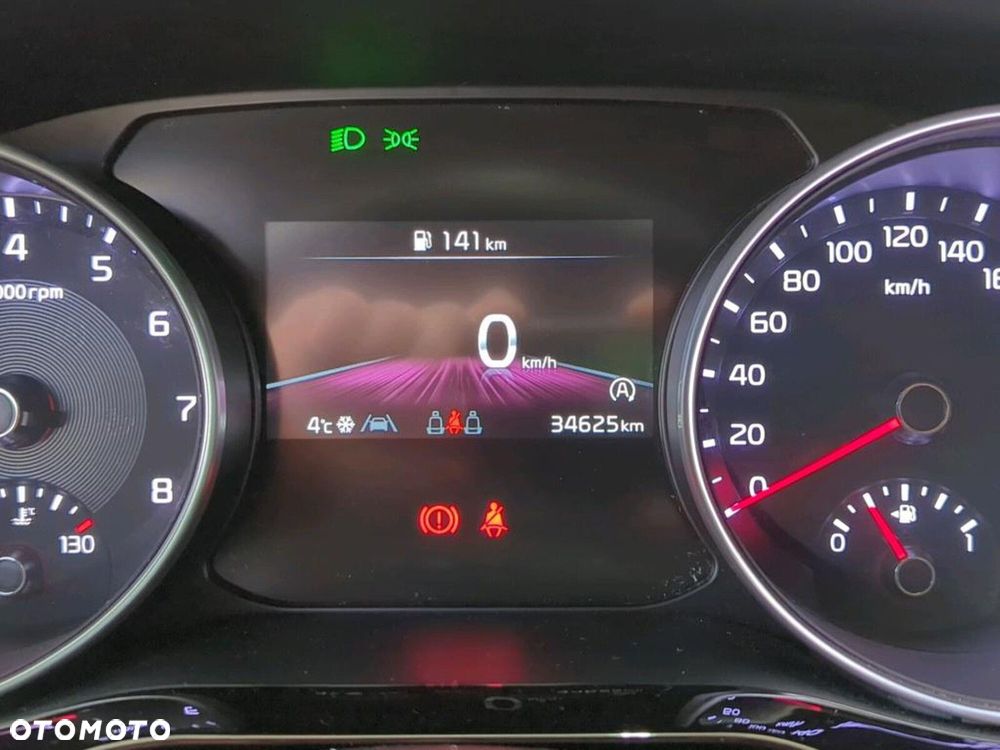 Kia Ceed - 11