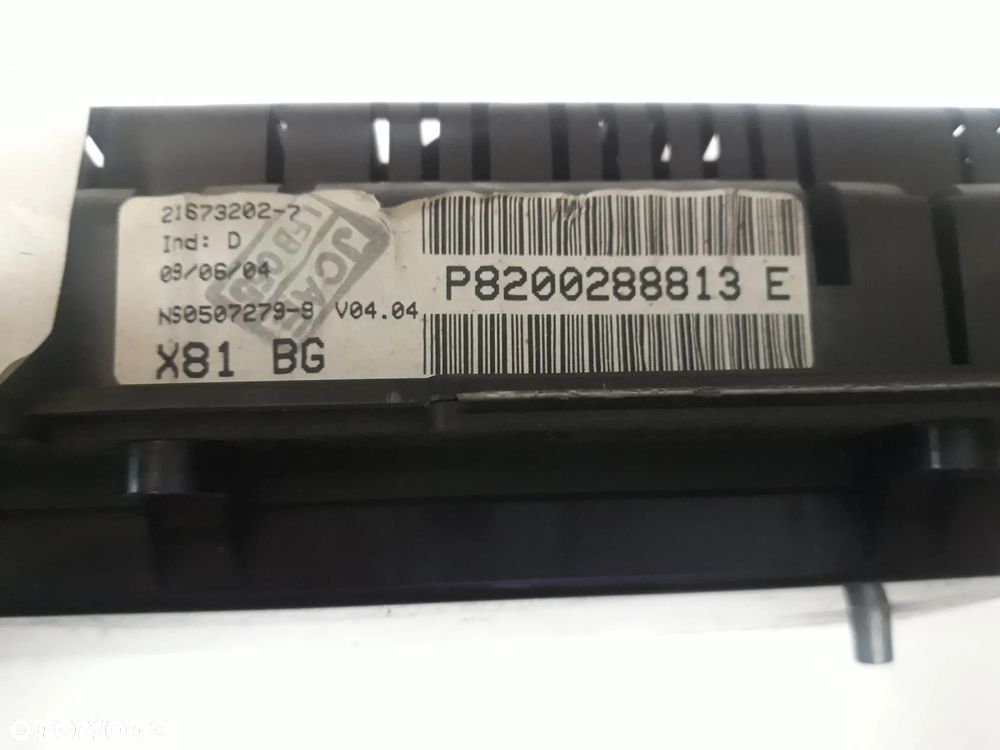 LICZNIK RENAULT ESPACE IV 2,2 DCI  2004r  8200288813E - 2