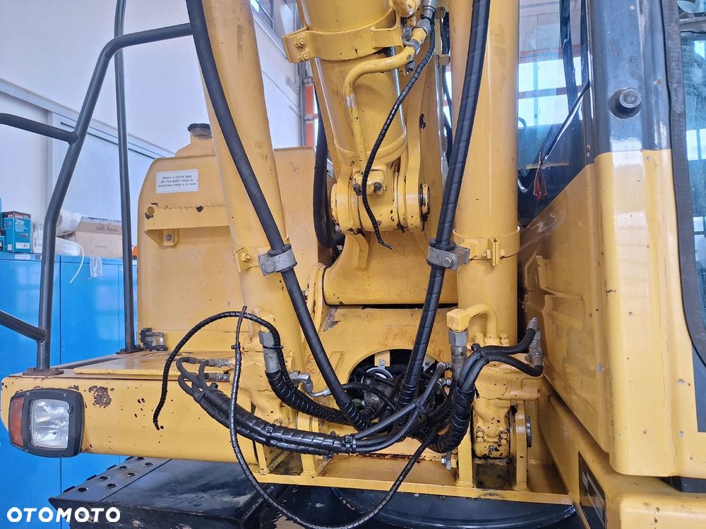 Komatsu Pw 148 - 8 4X4 - 20
