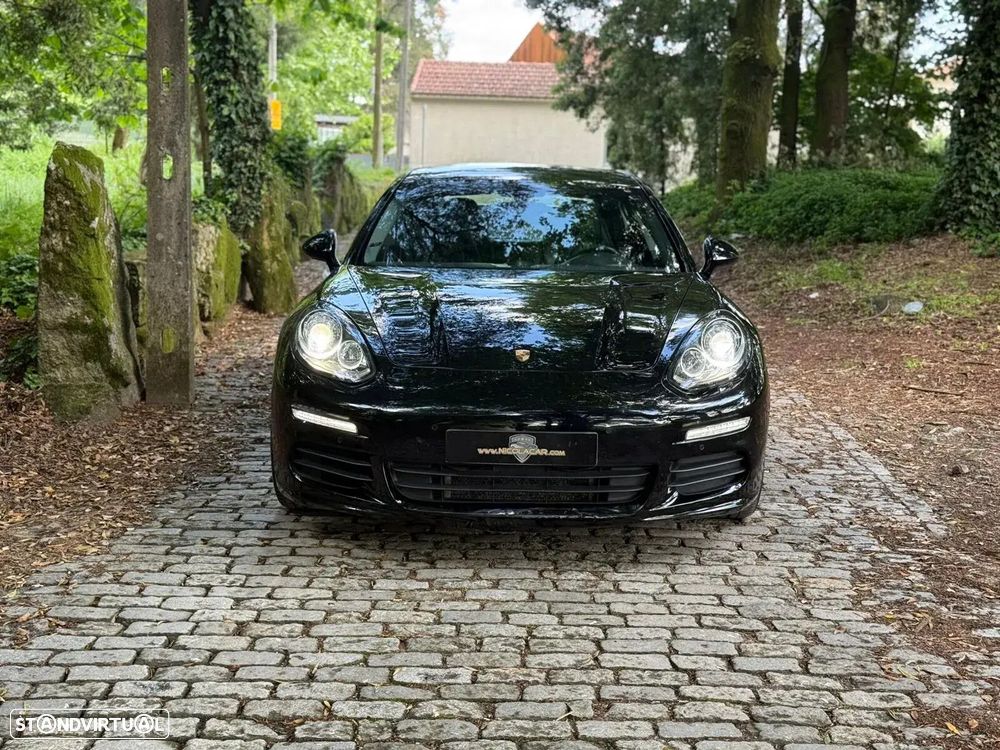Porsche Panamera - 56