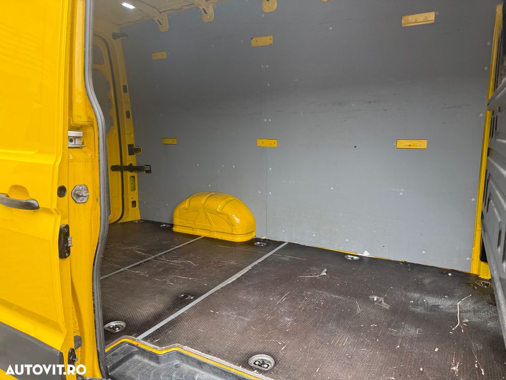Volkswagen Crafter 3.5 CD Bena L3 FWD 103kW - 18