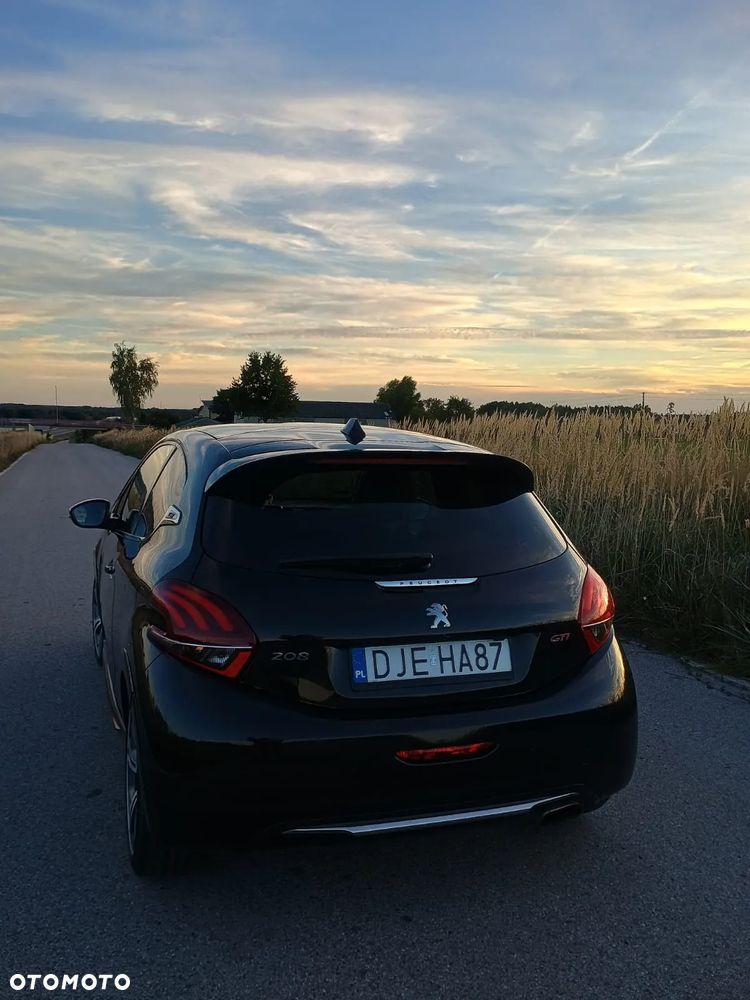 Peugeot 208 1.6 e-THP GTi S&S - 9