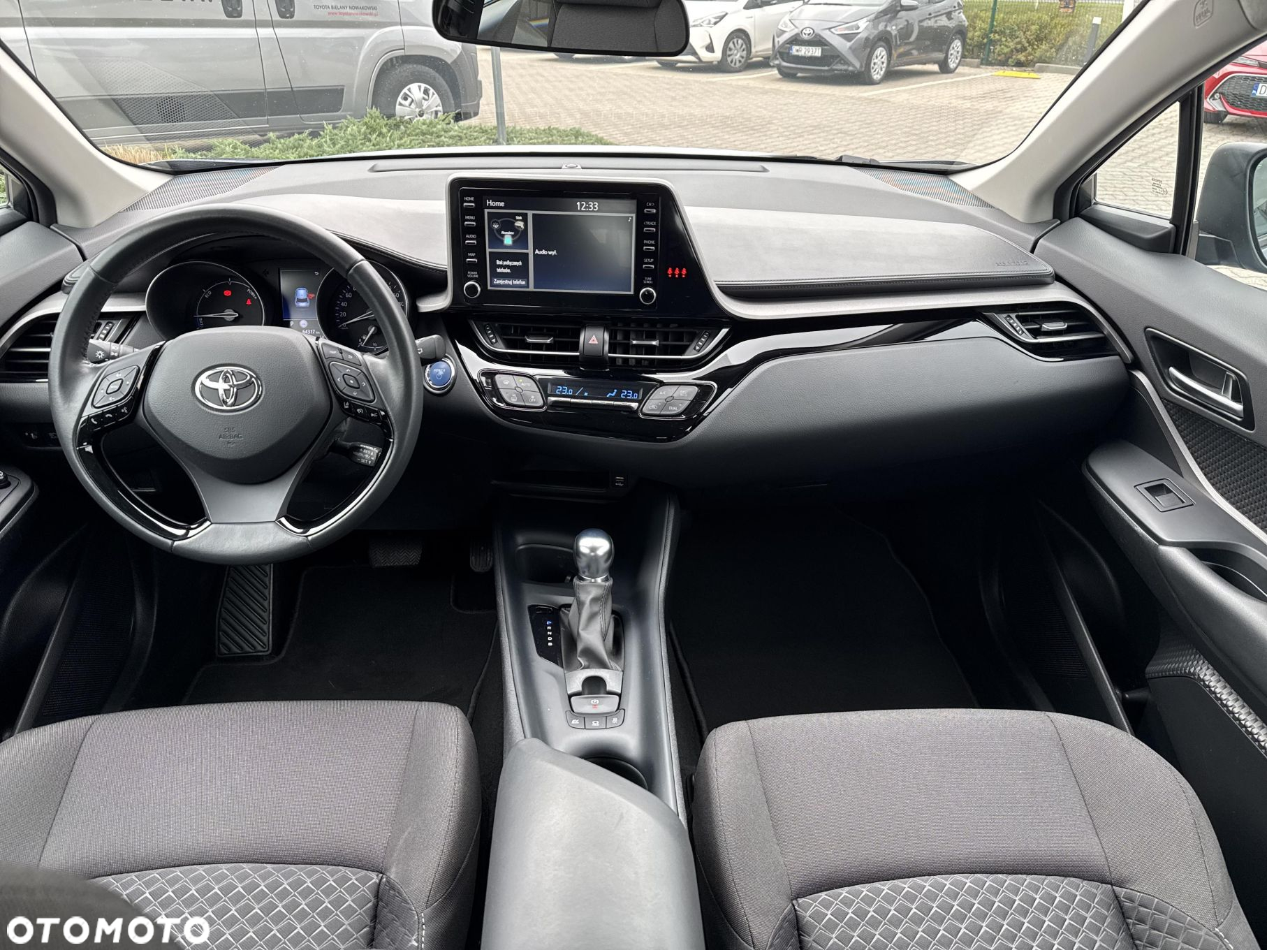 Toyota C-HR - 12