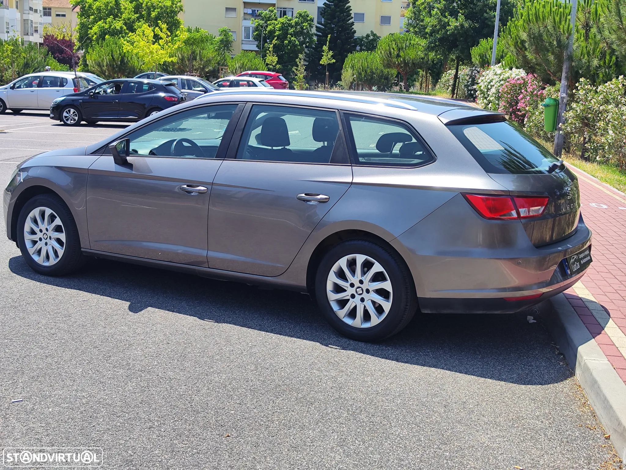 SEAT Leon ST 1.6 TDI Reference Ecomotive - 12