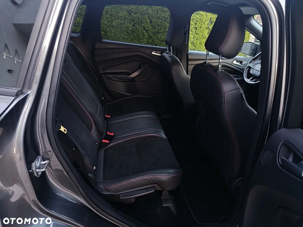 Ford Kuga 1.5 EcoBoost 2x4 ST-Line - 20