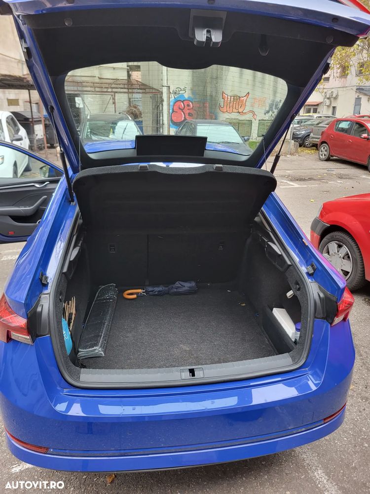 Skoda Octavia 2.0 TDI DSG Ambition - 6