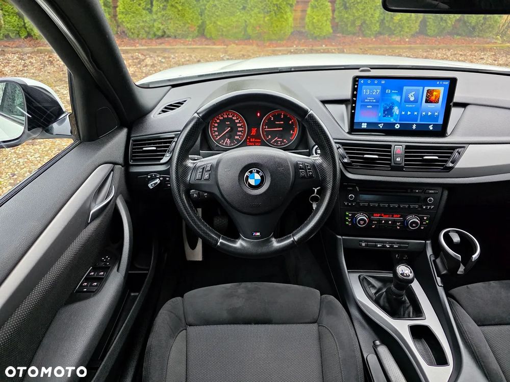 BMW X1 xDrive18d Sport Line - 24