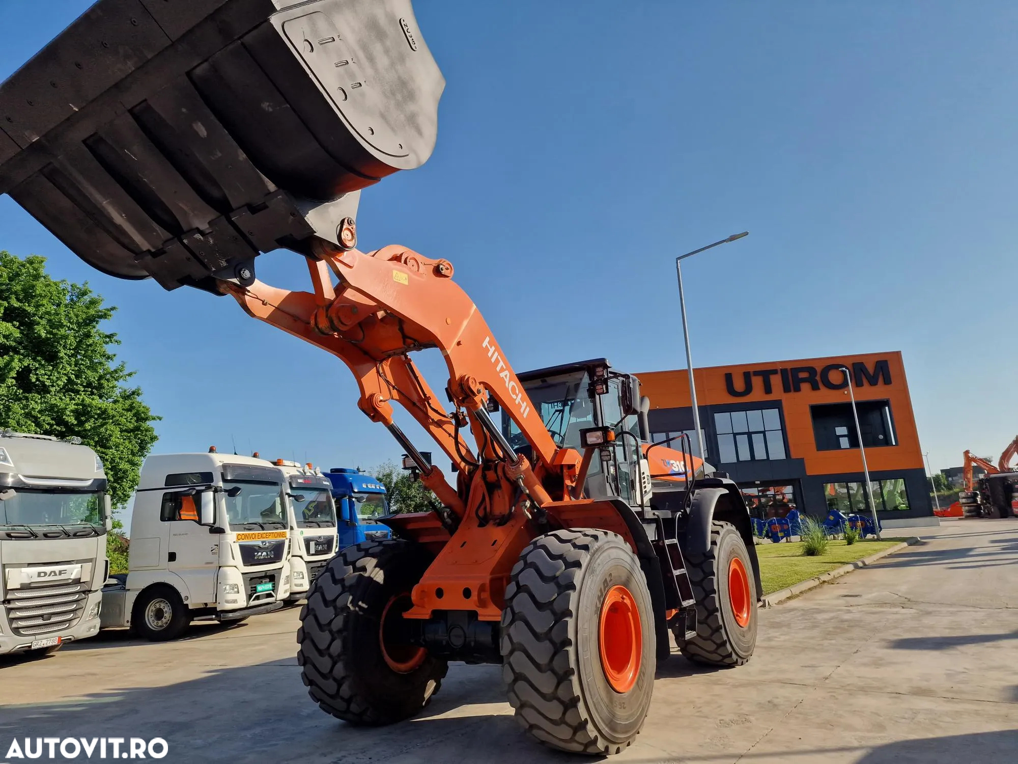 Hitachi ZW310-6, cupa NOUA 5mc, anv MICHELIN 80% ok-99.900 eur+Tva, virare JOYSTICK, gresare automata, camera spate mers masalier, consum 14l/h, produs in Japonia, posibilitate leasing 4 ani-PROMOTIE 99.900 EUR+Tva - 27