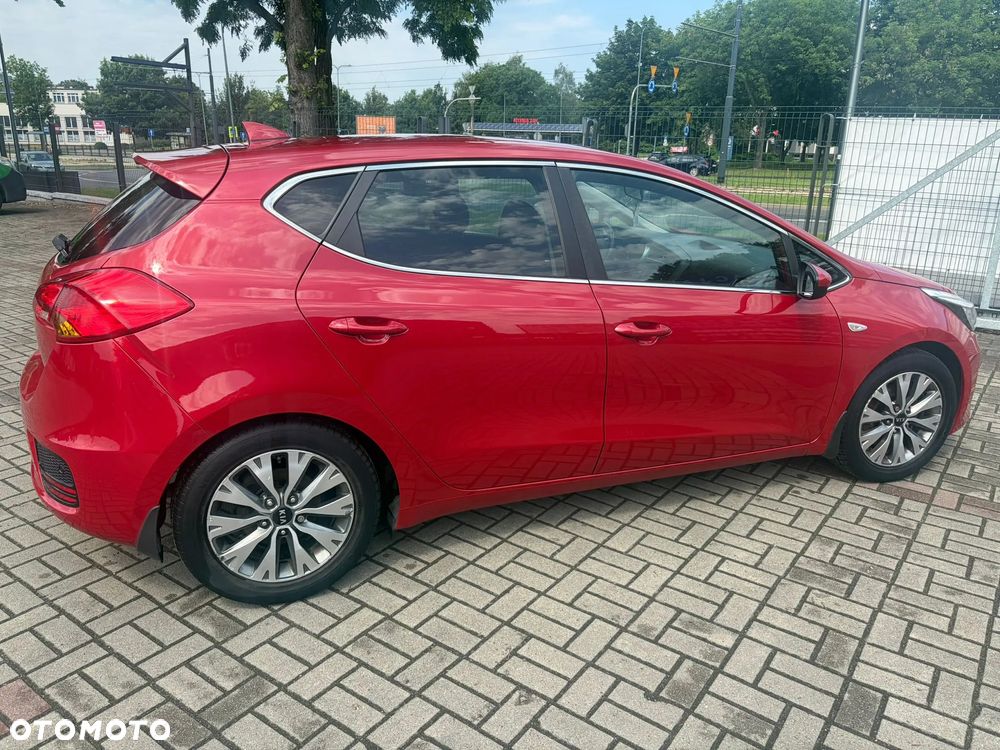 Kia Ceed 1.4 L Business Line - 2