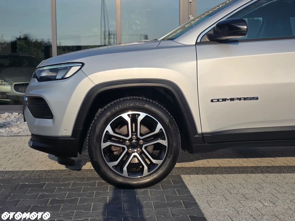 Jeep Compass 1.5 T4 mHEV Limited FWD S&S DCT - 12