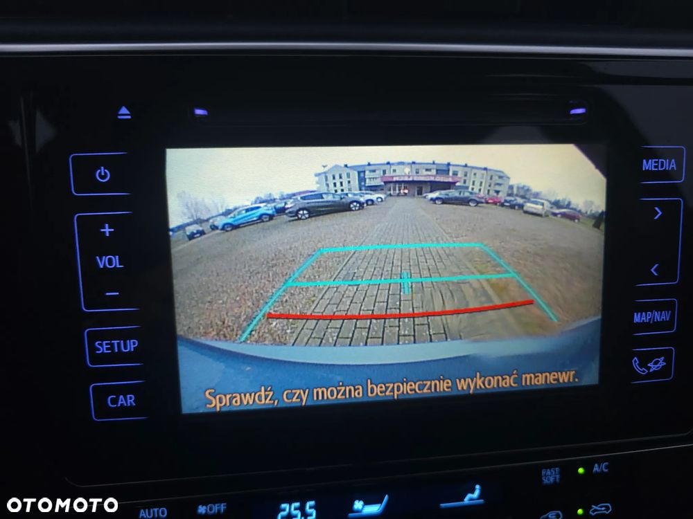 Toyota Auris Hybrid 135 Comfort - 30