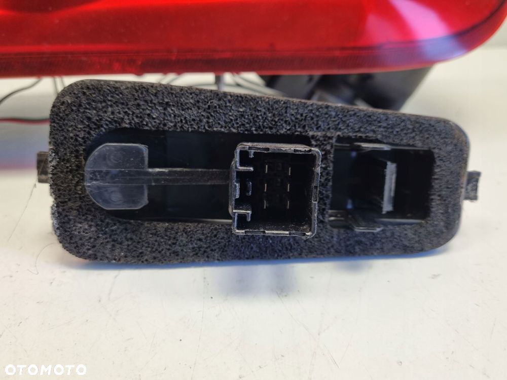 Ford Fiesta Mk5 Mk6 lift 05-08r 5 drzwi TYLNA LAMPA LEWA lewy tył kierowcy - 4