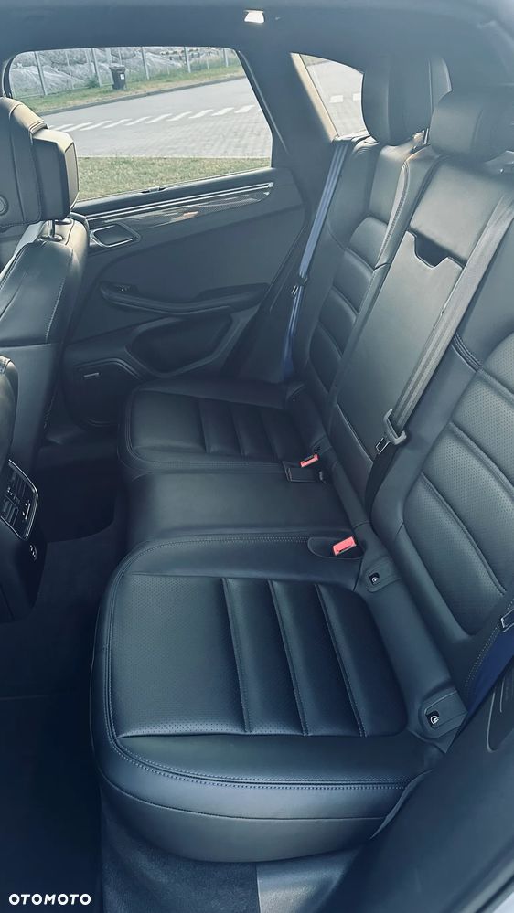 Porsche Macan GTS PDK - 24