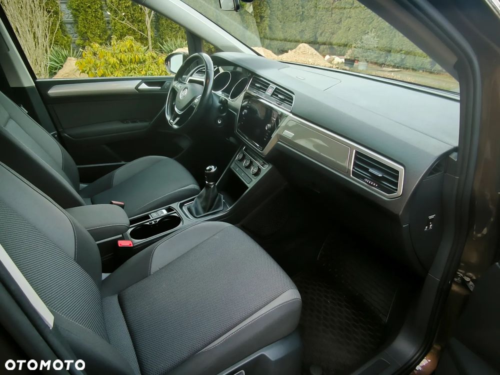 Volkswagen Touran 1.6 TDI BMT SCR Comfortline - 15